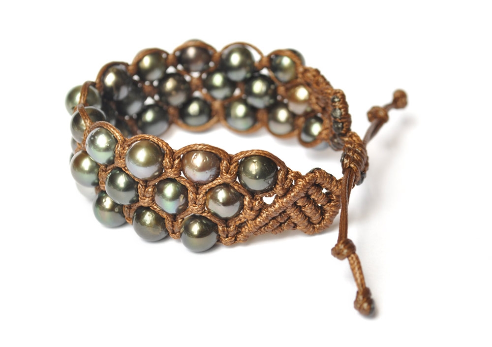 Perles de Tahiti en bracelet élastique