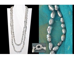 Sautoir de perles naturelles/keshis